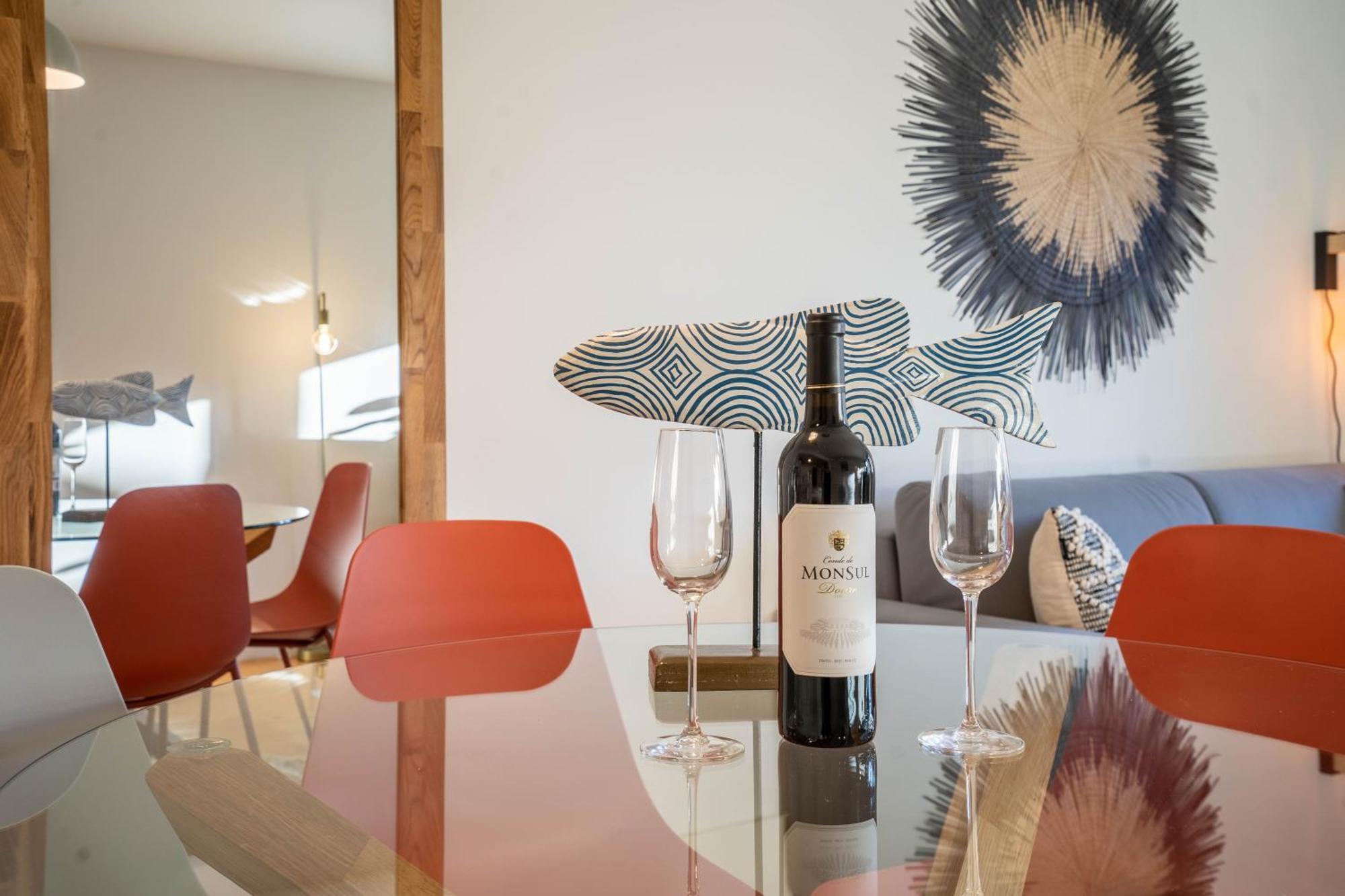 Historical Downtown Retreat Duplex By Lovelystay * Oporto